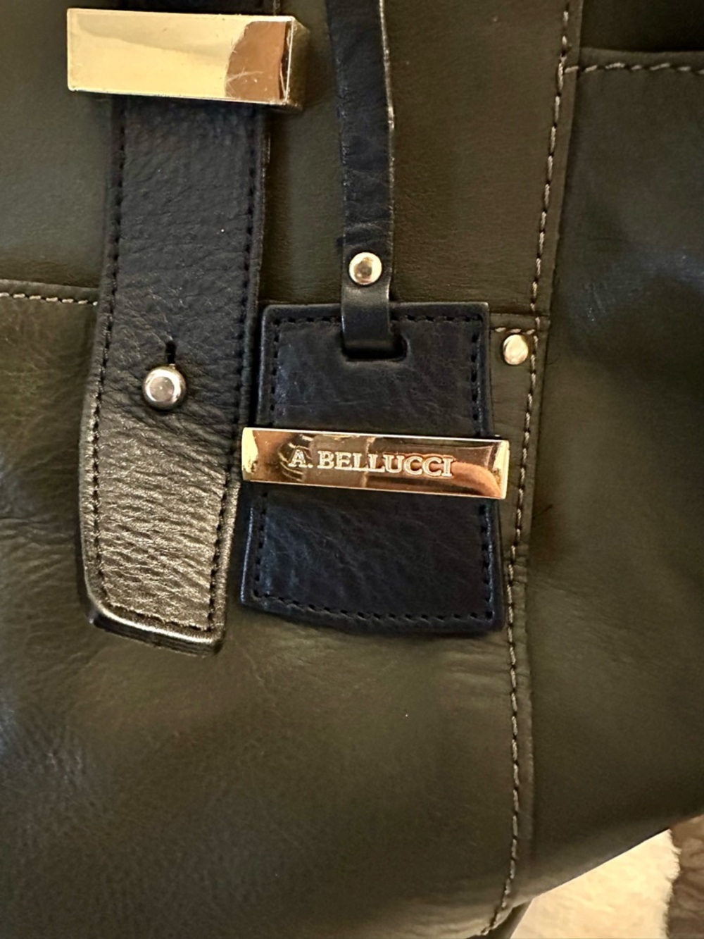 A Bellucci Made in Italy Genuine Leather Satchel Tote Olive Green Black Dust Bag - Picture 5 of 7